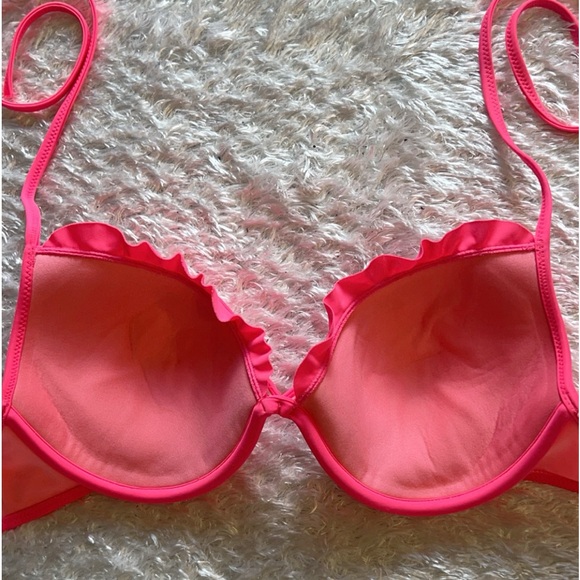 Victoria’s Secret Ruffled Bikini Top - Picture 6 of 8